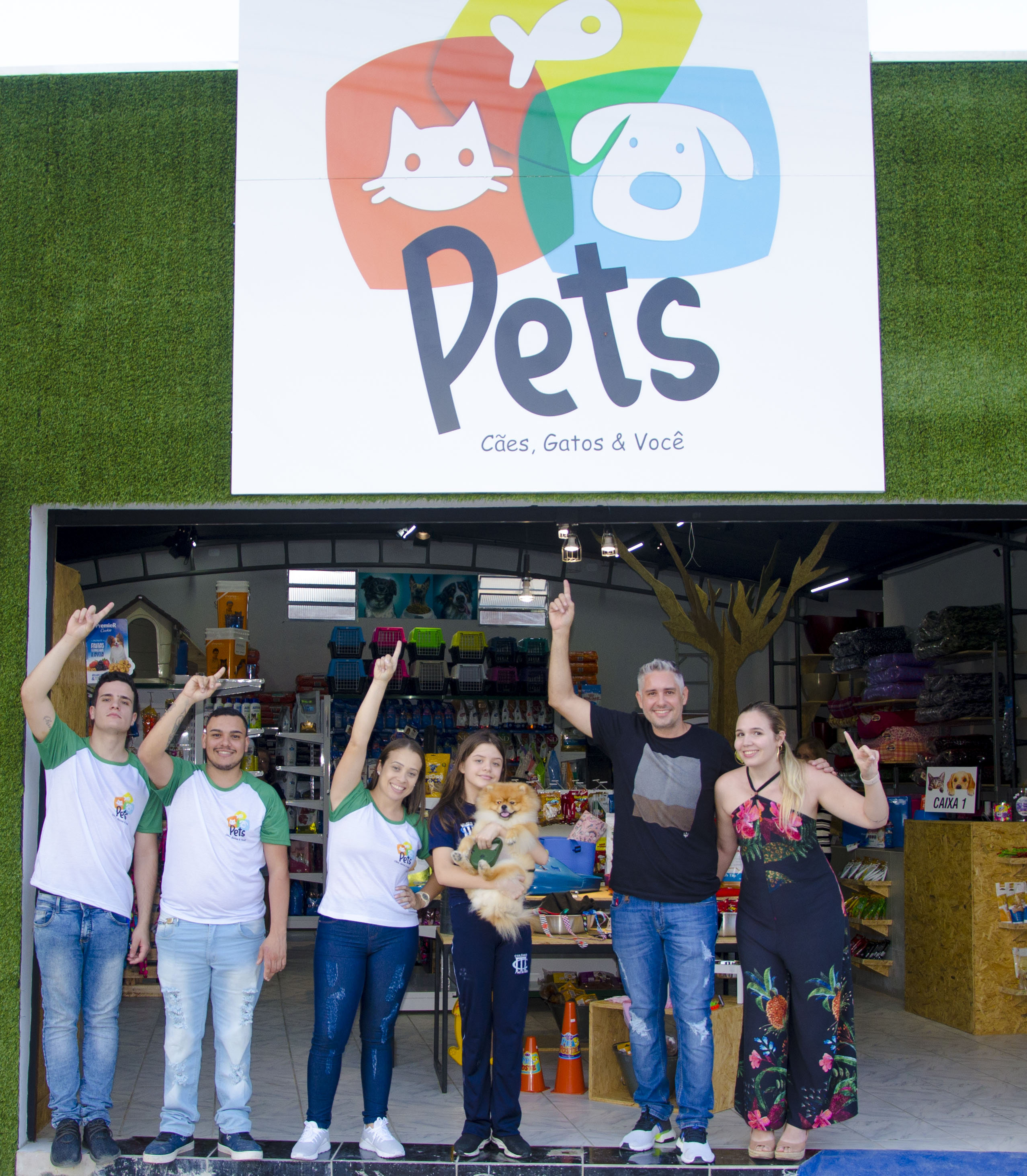 Inauguração do Pets  Cães, Gatos & Você
