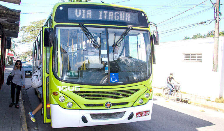 Ônibus municipais têm passe livre no aniversário de 384 anos de Ubatuba