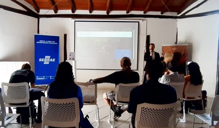 Ubatuba participa de Workshop de Formatação de Roteiros Turísticos Regionais