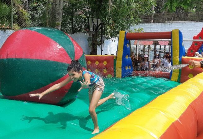 Alunos da rede municipal de São Sebastião ganham festa de confraternização de fim de ano