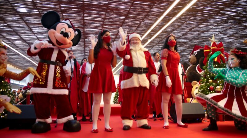 Natal do Serramar Shopping tem “trono pet” para cães e gatos saírem nas fotos com o Papai Noel