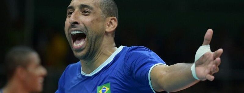 Medalhistas olímpicos de Vôlei agitam 1º final de semana do Arena Verão 2022