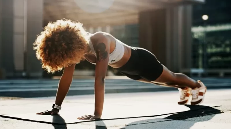 O que realmente acelera o metabolismo e por que isso não faz você emagrecer