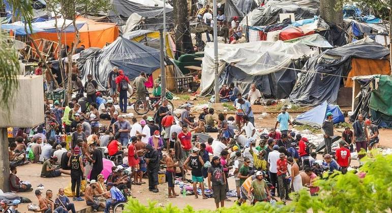 ESVAZIAMENTO DISPERSA CRACOLÂNDIA E AUTORIDADES MANTÊM ALERTA