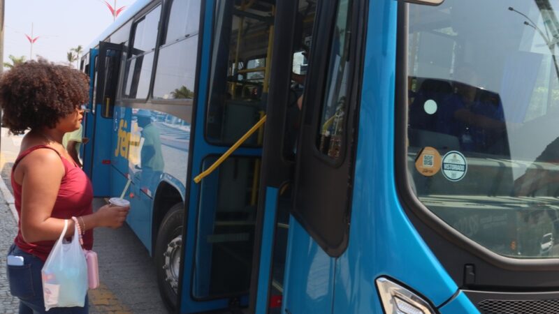 Prefeitura de Caraguatatuba desobriga uso de máscara em transporte público e outros estabelecimentos