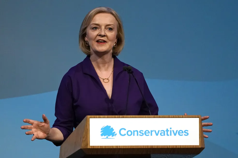 Liz Truss é nova primeira-ministra do Reino Unido