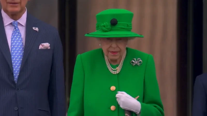 Rainha Elizabeth II morre as 96 anos