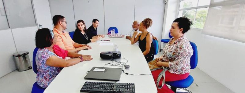 Prefeito Aguilar Junior assina captação para o projeto Itaú Social em escolas municipais