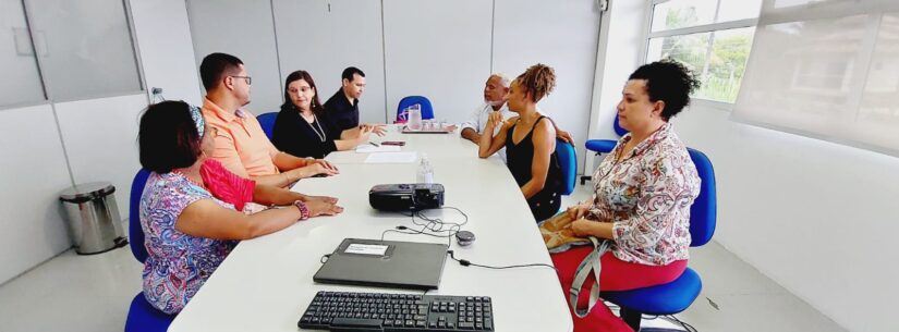 Prefeito Aguilar Junior assina captação para o projeto Itaú Social em escolas municipais