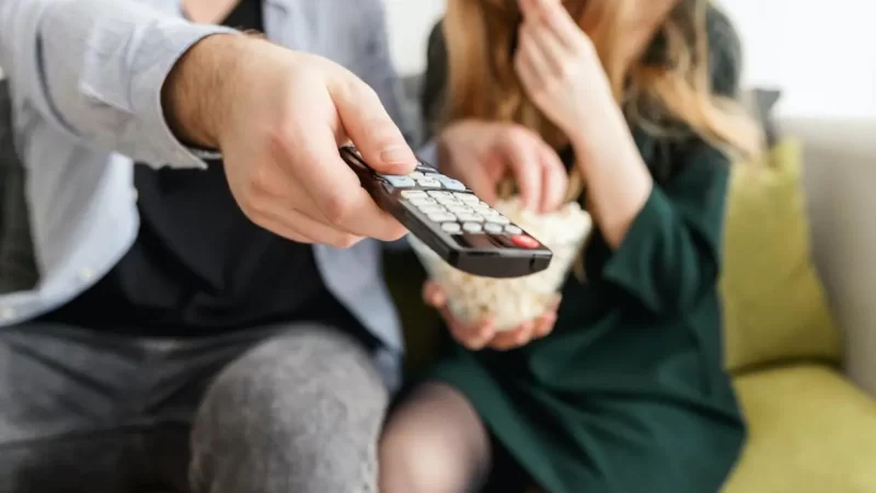 Anatel faz alerta sobre o perigo de utilizar tv box pirata