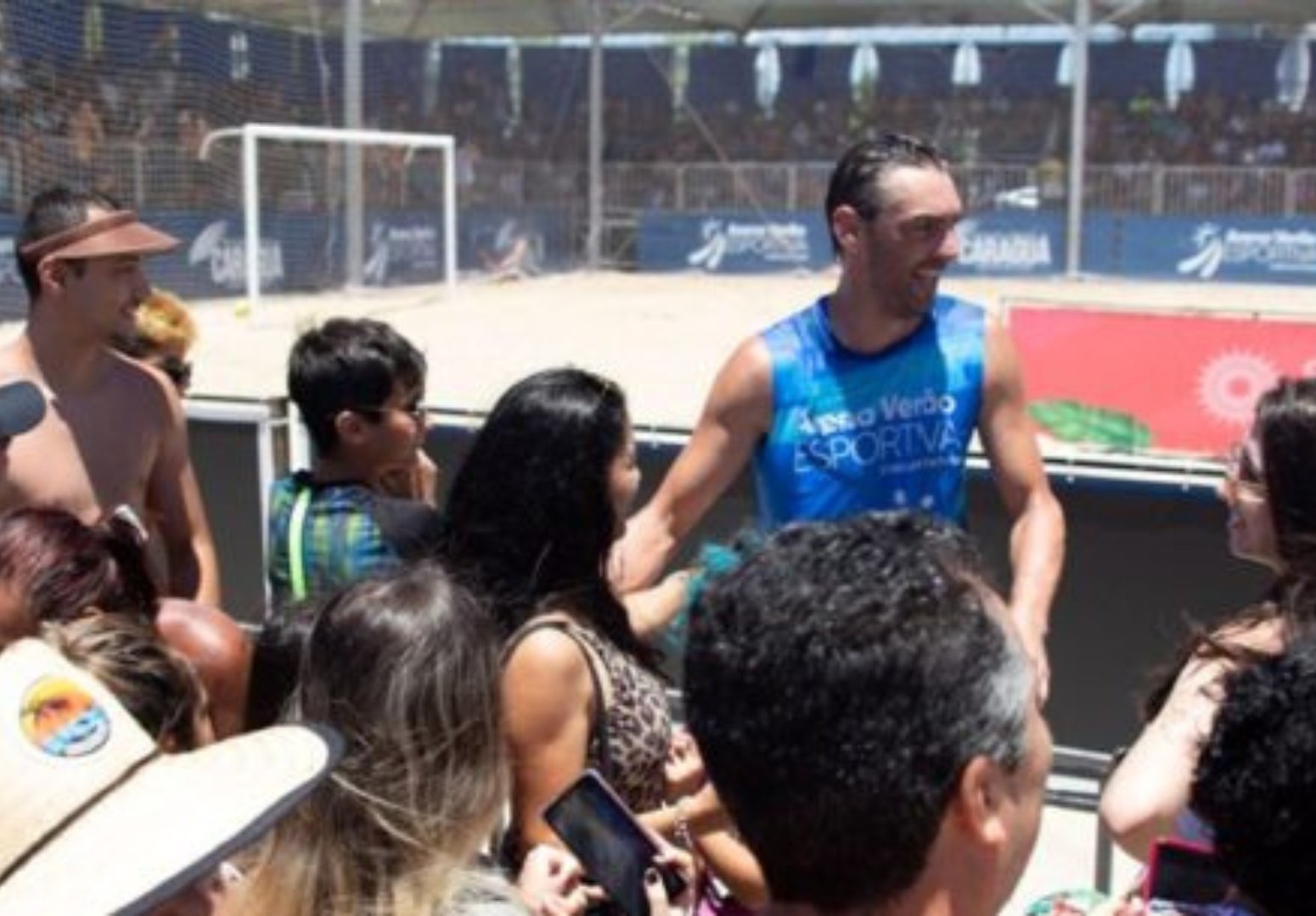 Arena Verão 2023 em Caraguatatuba tem espetáculo com craques do vôlei