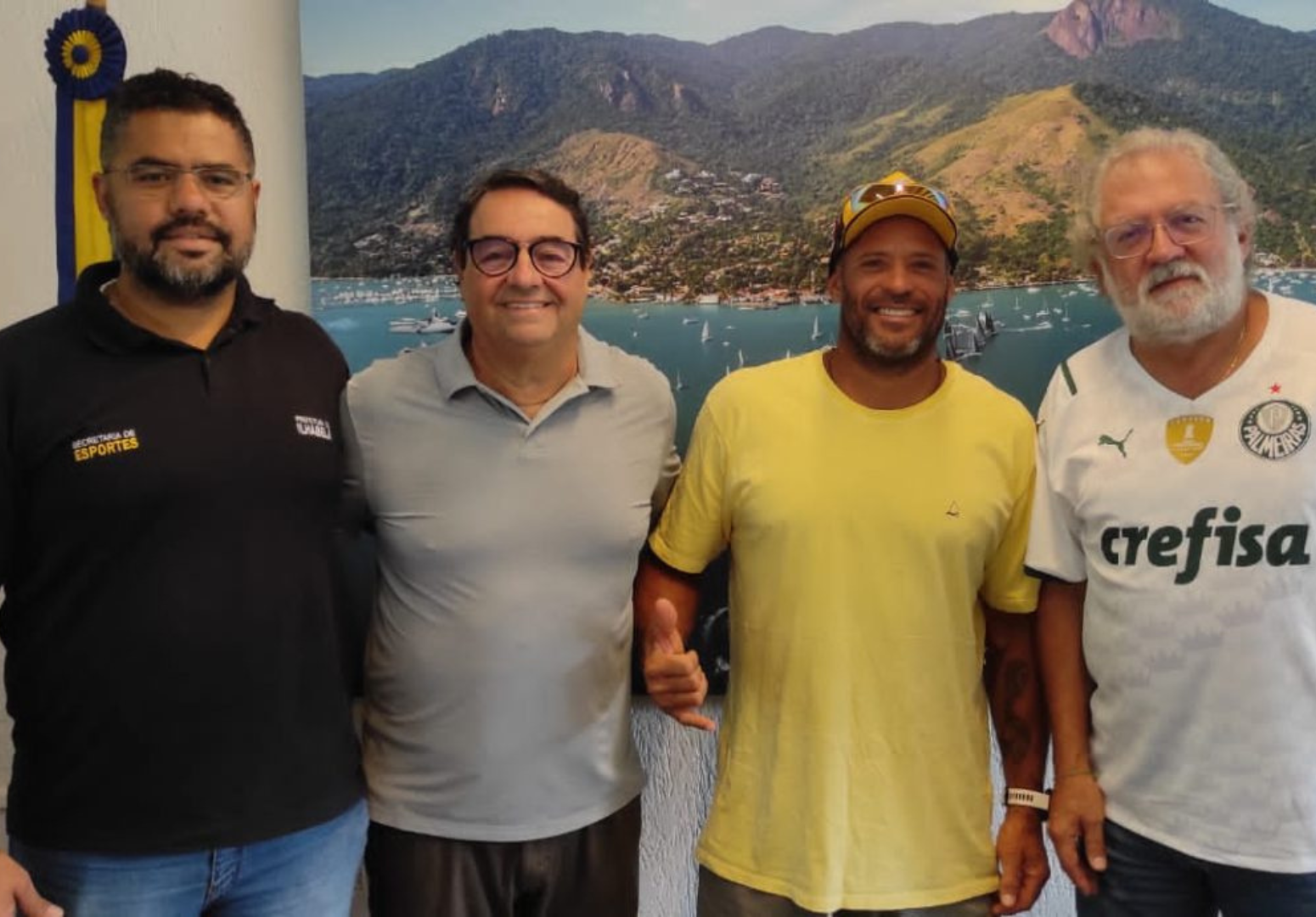 Orgulho Ilhabelense: Atleta pega onda brasileira e rema até o Campeonato Mundial de VA’A em Samoa!