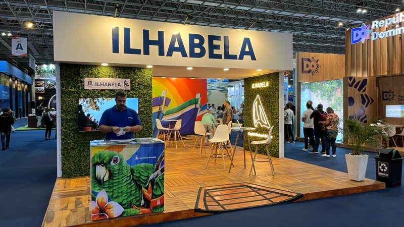 Ilhabela destaca potencial turístico na ABAV Expo 2023 no Rio de Janeiro