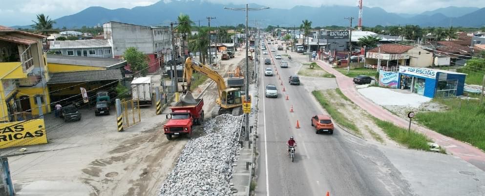 Caraguatatuba: Motoristas reclamam das obras na Rio-Santos