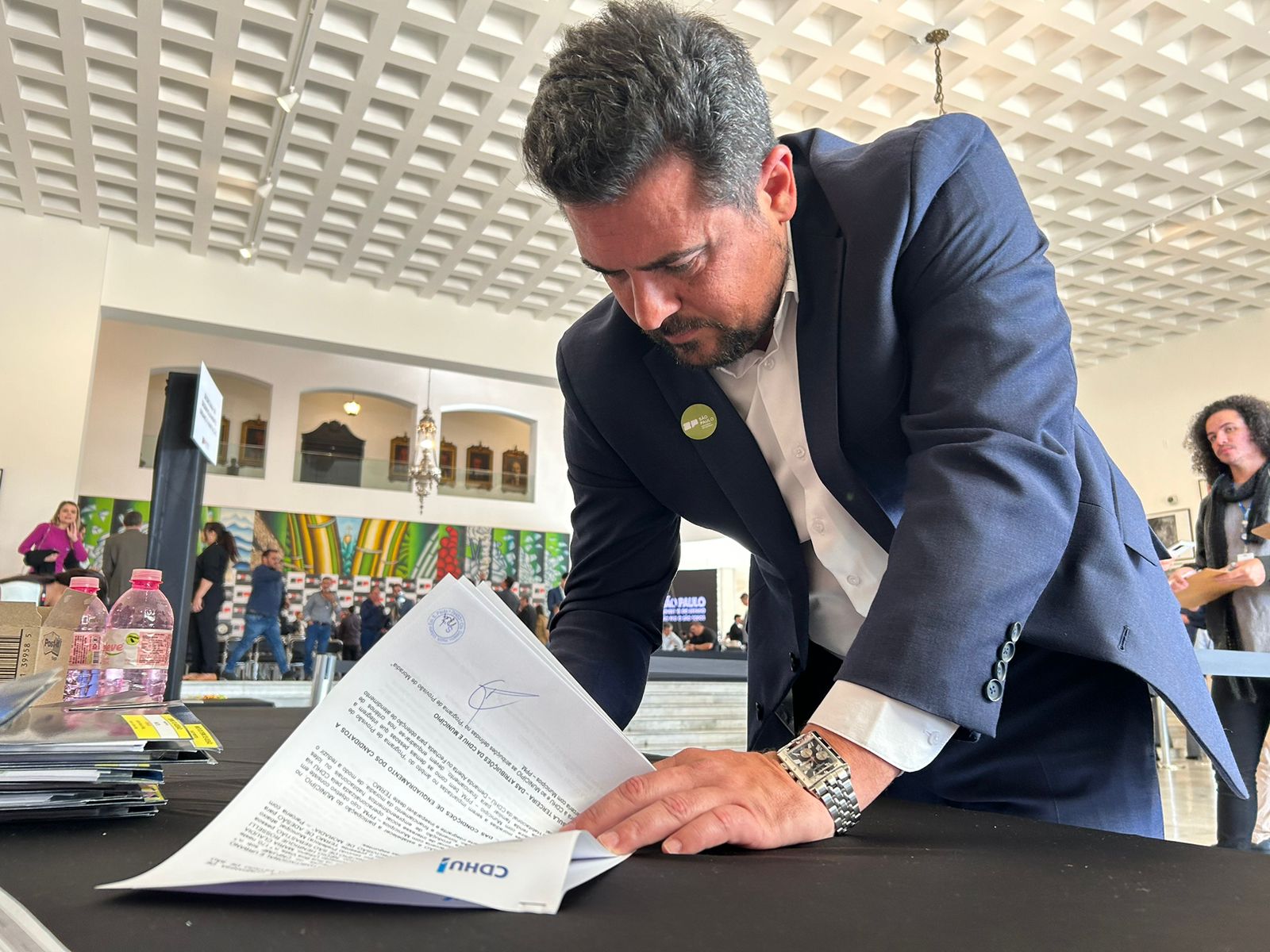 Prefeito Felipe Augusto assina Convênio com Governo do Estado para Construção de 256 Moradias na Topolândia