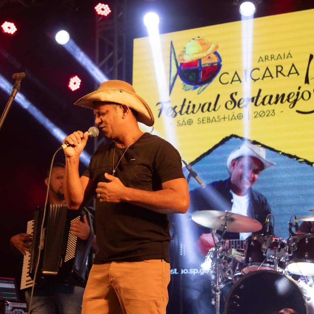 Festival Sertanejo no Arraiá Caiçara