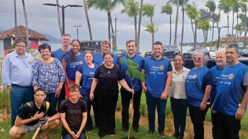 Rotary Club de Ilhabela comemora os 50 anos da instituição na cidade