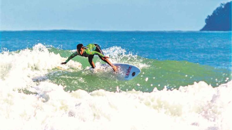 Campeão de 8 anos precisa de ajuda para competir!