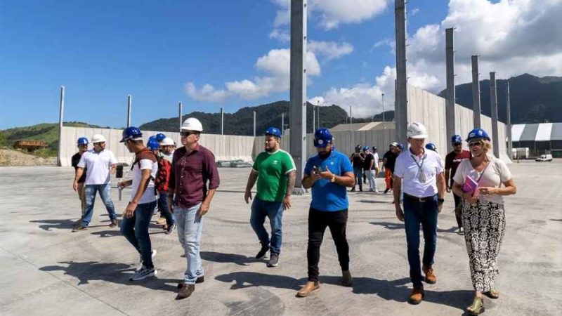 Vereadores realizam visita técnica ao Porto de São Sebastião