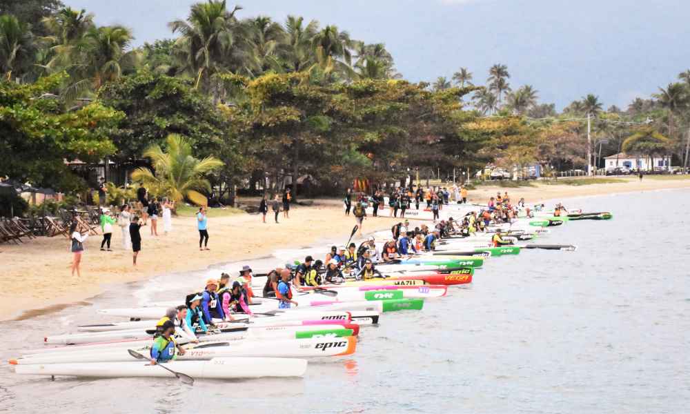 Ilhabela na canoagem oceânica nacional