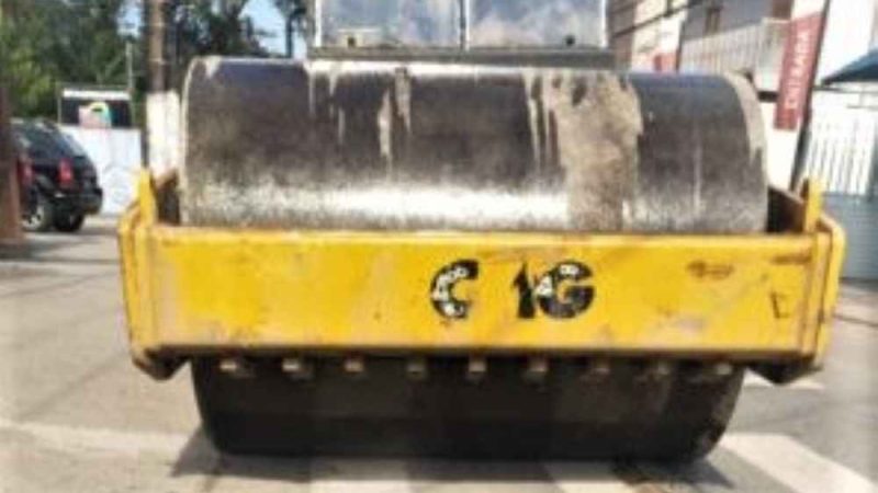 São Sebastião: Megaoperação tapa-buraco na Estrada do Cascalho, em Boiçucanga