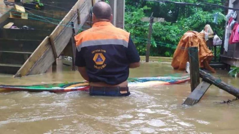 Ubatuba recebe oficina sobre riscos de desastres e mudanças climáticas