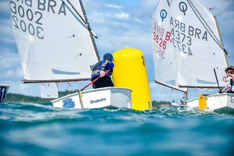 Velejador de Ilhabela fica entre os quatro melhores do Brasil de Estreantes