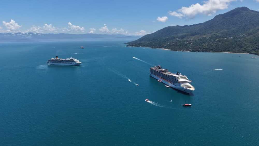 Navios de cruzeiro voltam à Ilhabela com 12 mil passageiros e tripulantes