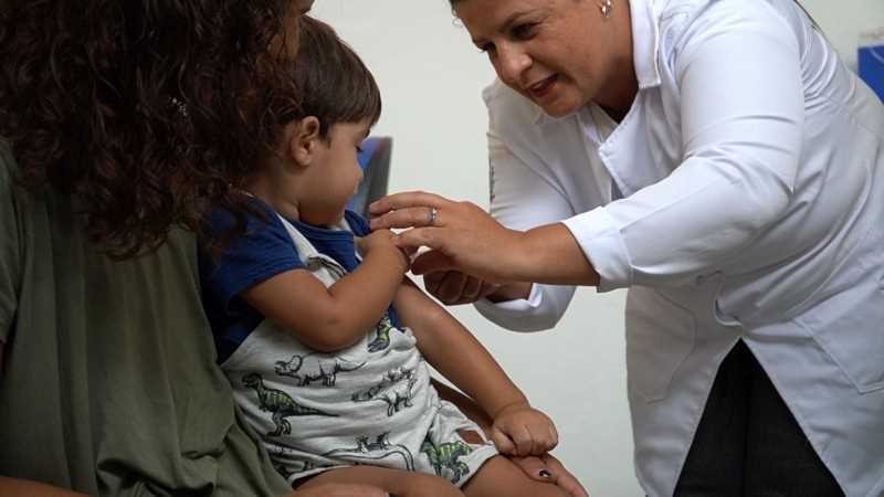 Dia D de vacinação para crianças e adolescentes de até 15 anos será realizado neste sábado (22) em Ilhabela