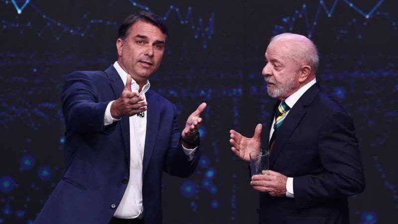 Quem ganhou o debate da Band, Flávio Bolsonaro ou Lula?